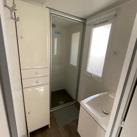Mobilhome Fabuleux - Piscine Et - 4 Etoiles * Vias