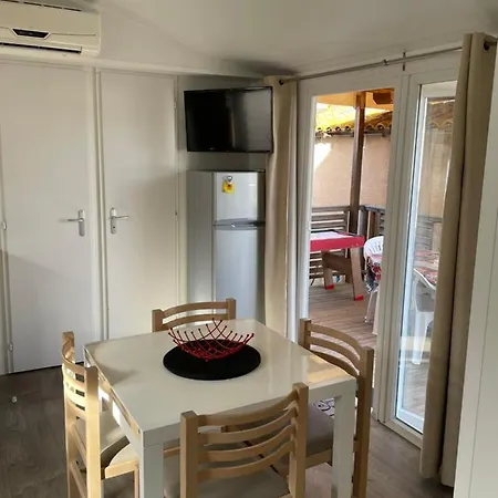 Campingplatz Mobilhome Fabuleux - Piscine Et - 4 Etoiles *