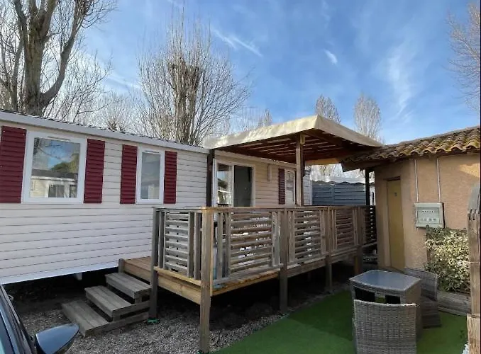 Mobilhome Fabuleux - Piscine Et - 4 Etoiles キャンプ場 *